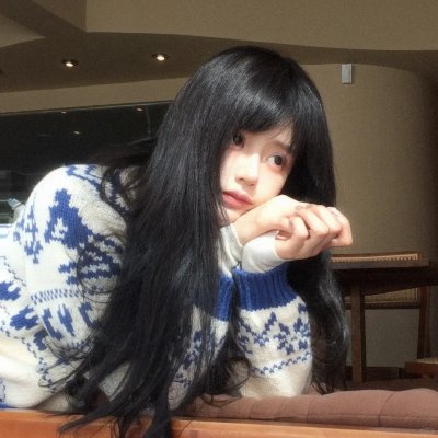 白色的女人